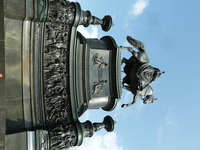 P1180473